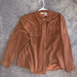 XL men’s white stag button up